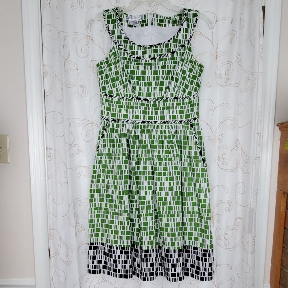 Maggy London Black And Green Dress
